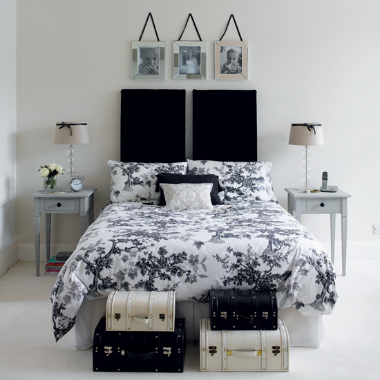 Black and white bedroom - more makeover bedroom ideas.